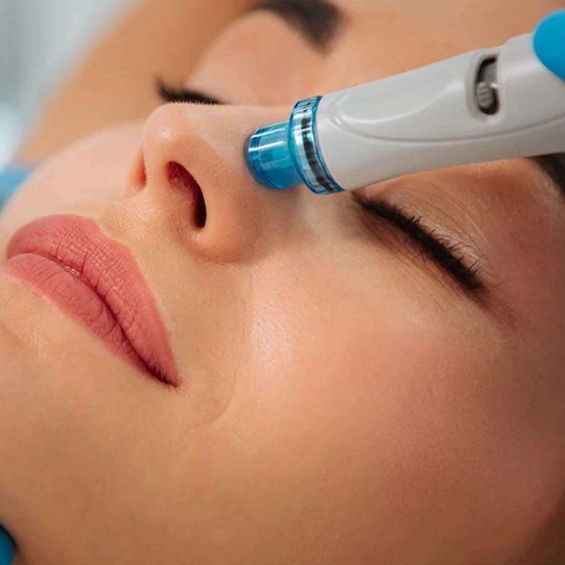 Hydra Facial